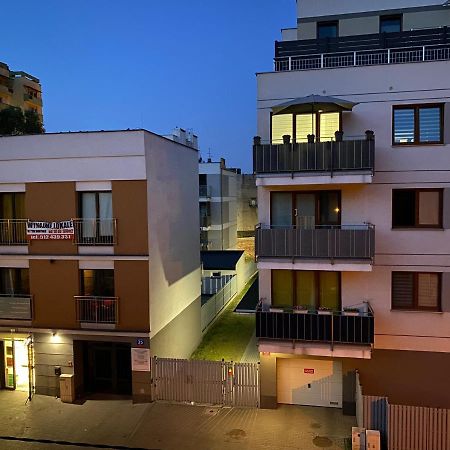 Piekarnia Apartamenty Manufaktura, Parking, Dostep Na Kod, Klima, 1-3 Pokoje, Prywatna Kamienica Лодзь Екстер'єр фото